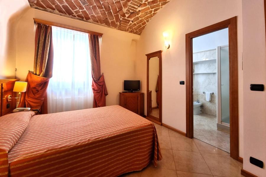 Hotel Acqui & Centro Benessere Acqui Terme Buitenkant foto