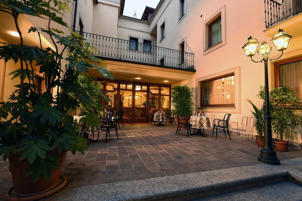 Hotel Acqui & Centro Benessere Acqui Terme Buitenkant foto